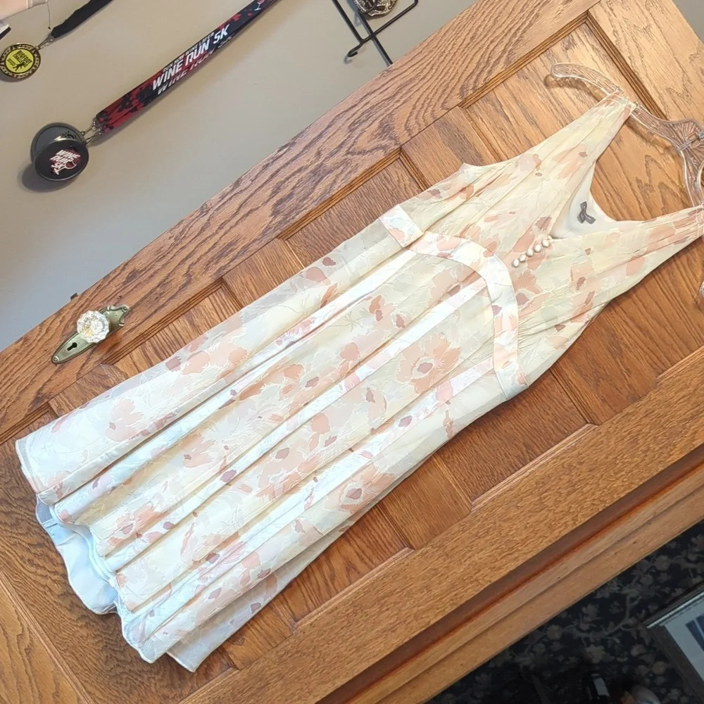 NWT Ann Taylor 100% Silk Pastel Floral Print Sheer Lined Midi Sleeveless Dress